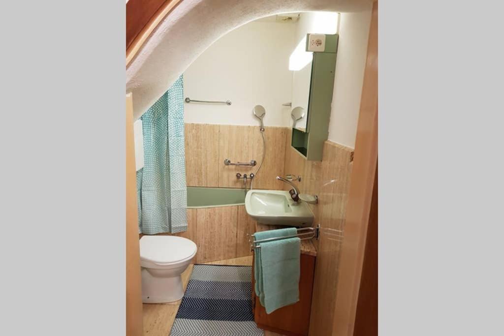 Bezauberndes Haus Fuer Erholsame Ferien Im Puschlav Villa Campascio Exterior foto
