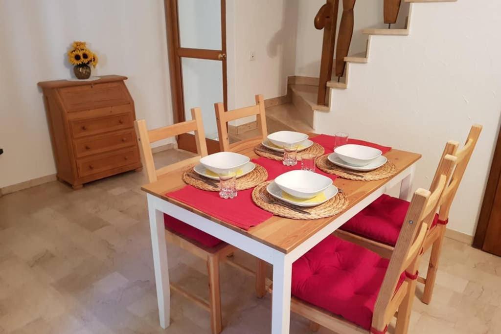 Bezauberndes Haus Fuer Erholsame Ferien Im Puschlav Villa Campascio Exterior foto